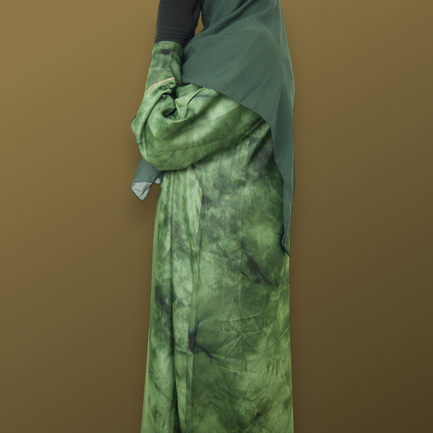 Emerald Harmony Luxe Abaya Ensemble